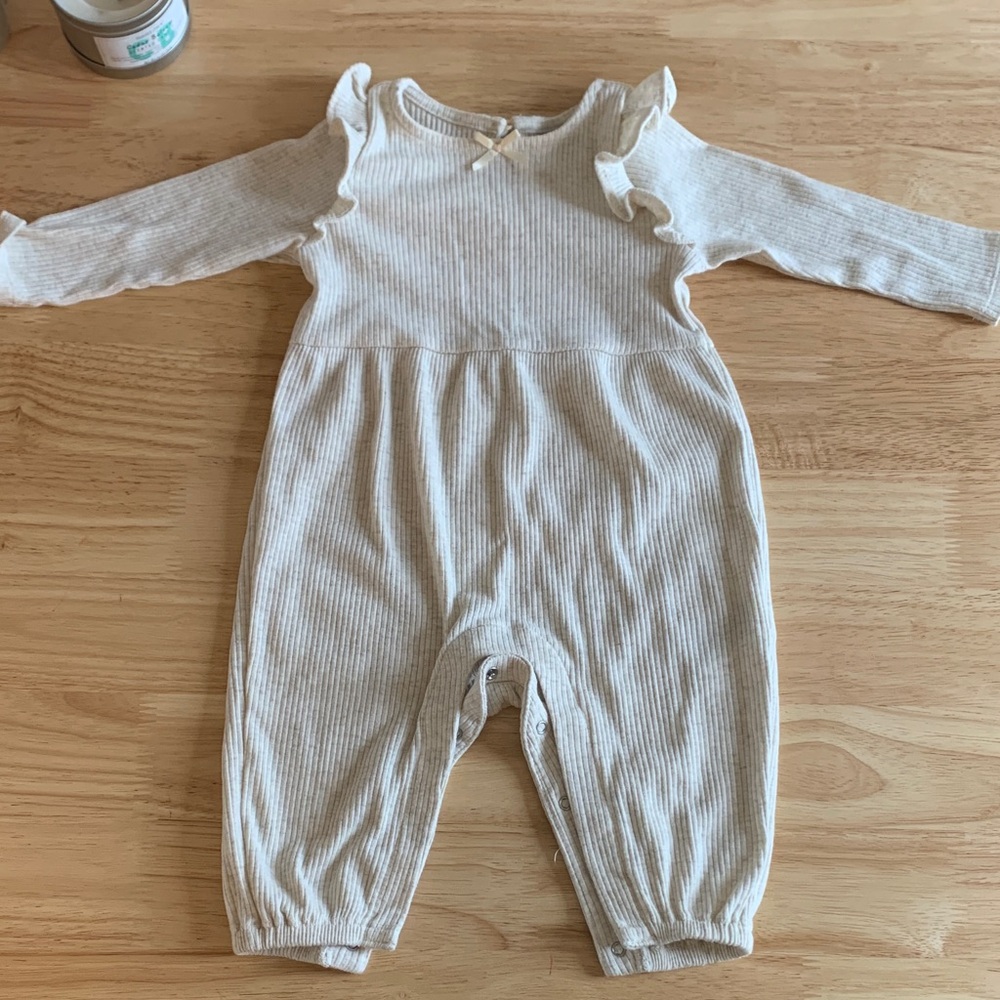 Old Navy Romper 6-12mo